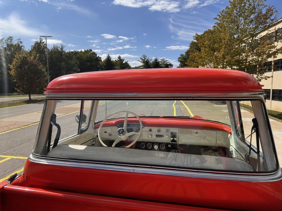 1959 Chevrolet Task Force - Image 20 of 31