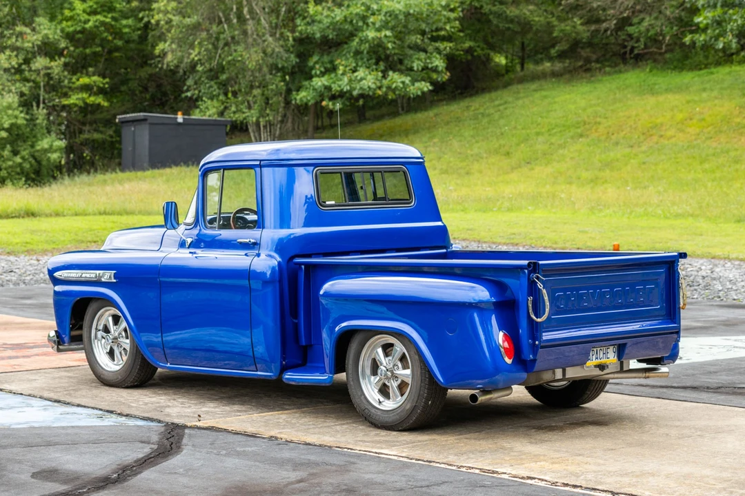 1959 Chevrolet Task Force - Image 8 of 31