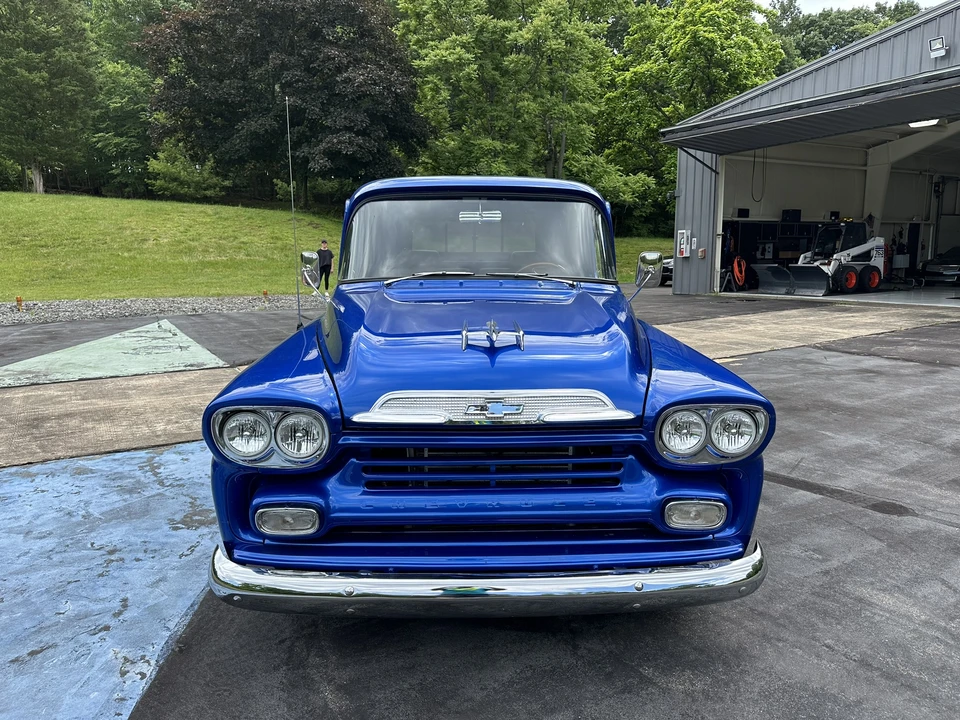 1959 Chevrolet Task Force - Image 12 of 31