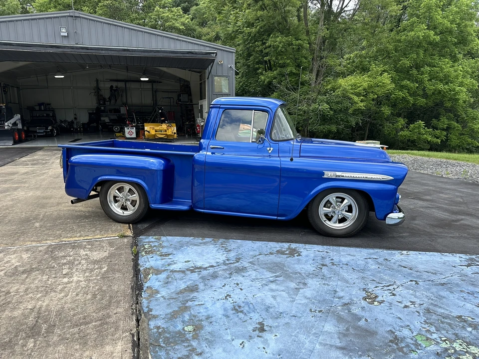 1959 Chevrolet Task Force - Image 14 of 31