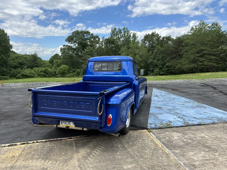 1959 Chevrolet Task Force - Image 16 of 31