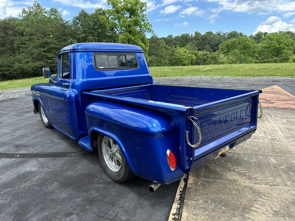 1959 Chevrolet Task Force - Image 18 of 31