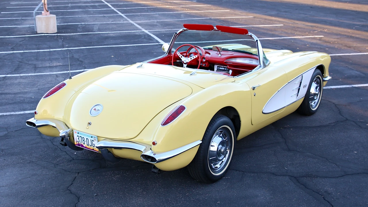 1960 Chevrolet Corvette C1 - Image 17 of 31