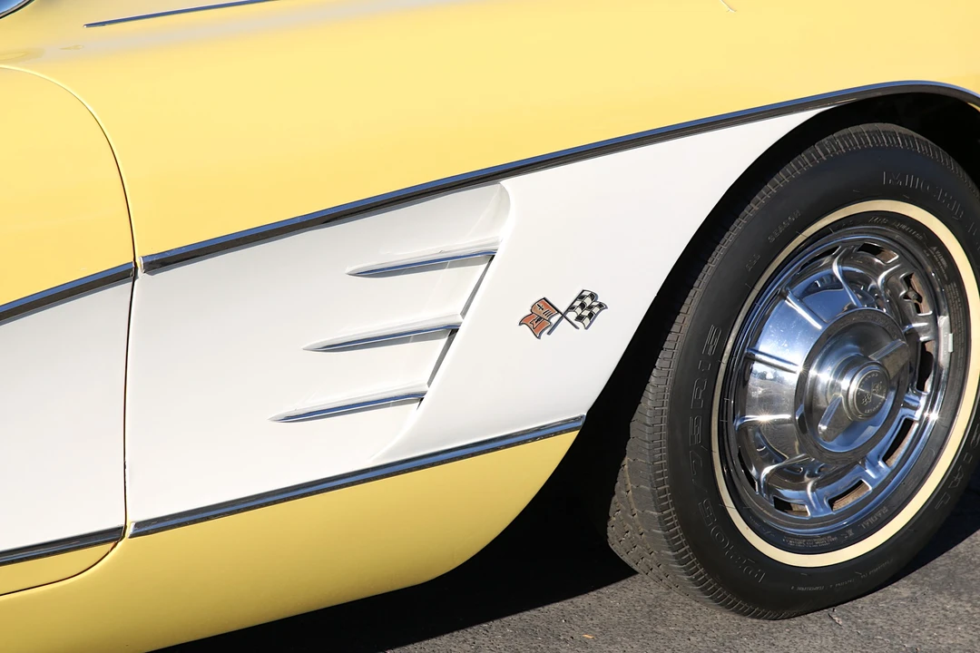 1960 Chevrolet Corvette C1 - Image 28 of 31