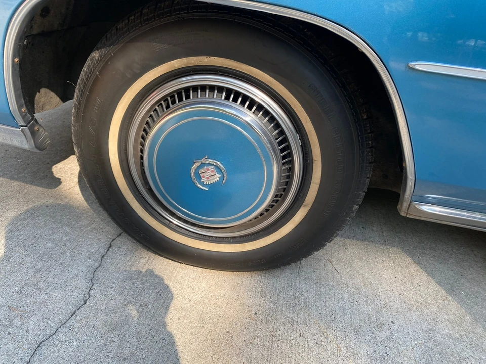 1976 Cadillac Eldorado 9th Gen - Image 25 of 31