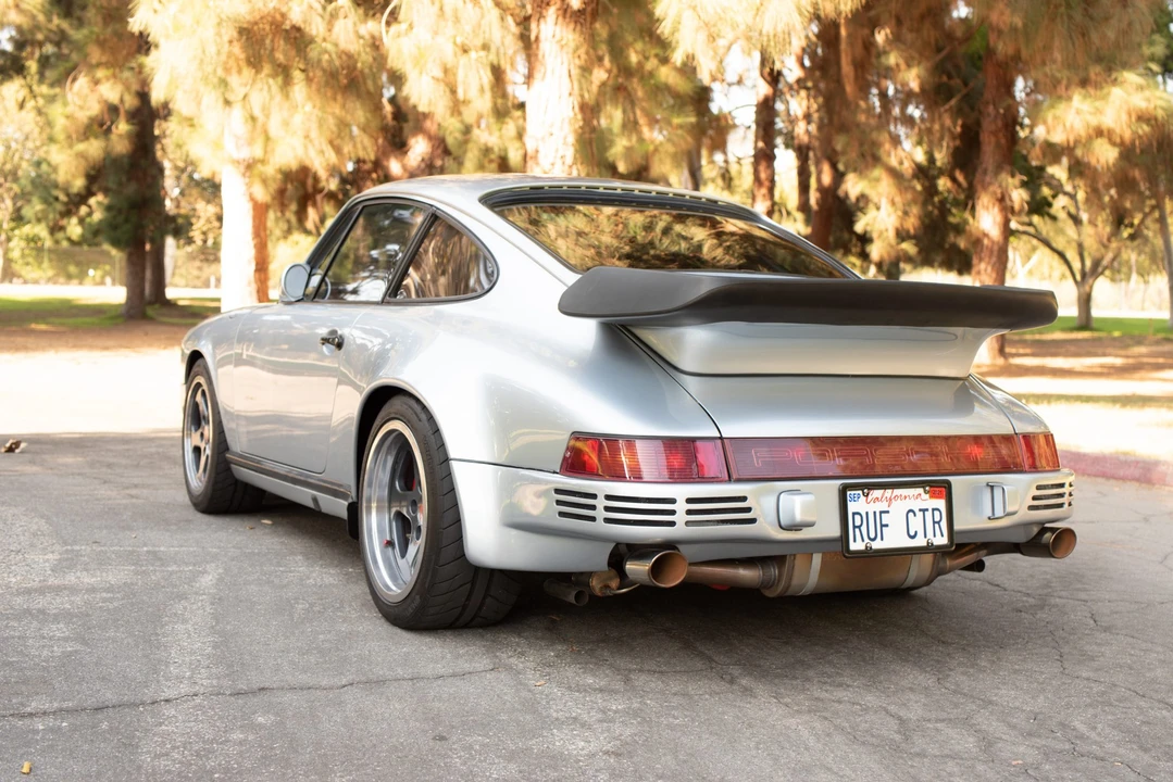 1987 Porsche 911 Carrera 3.2 - Image 4 of 31