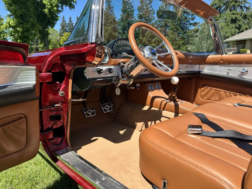 1956 Ford Thunderbird 1st Gen - Image 23 of 31