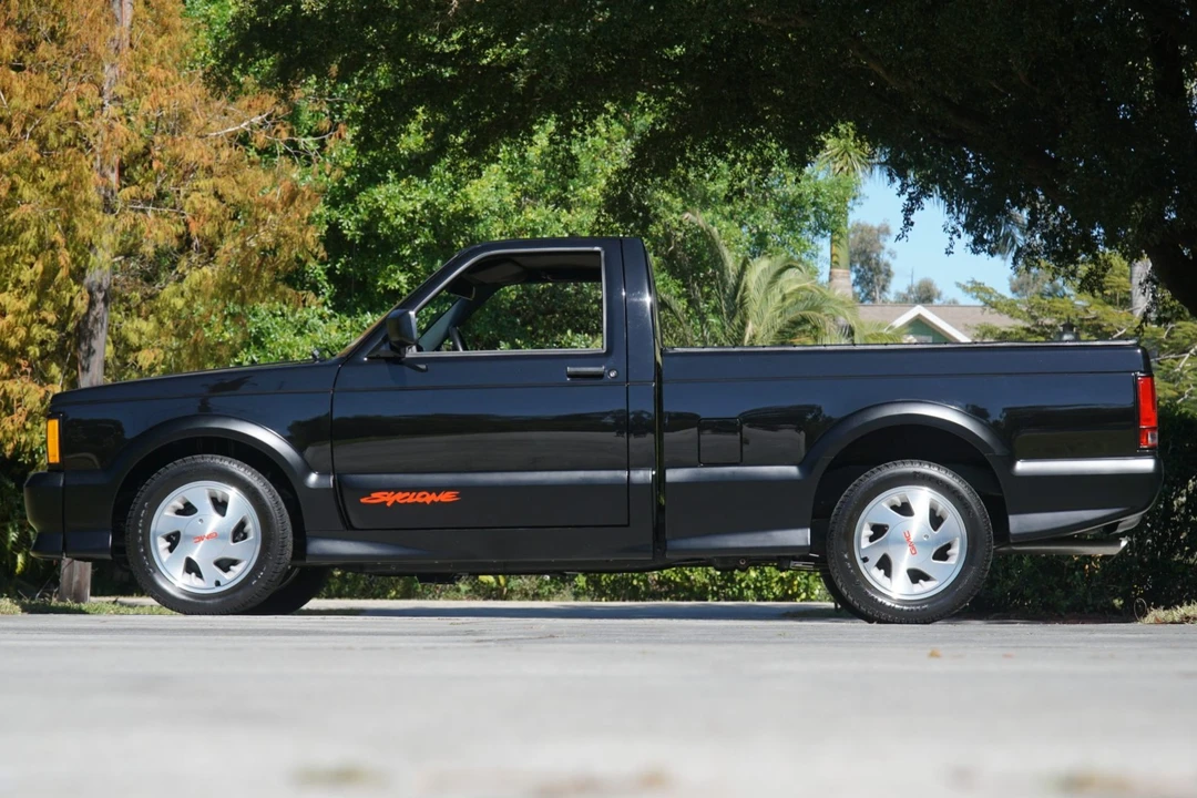 1991 GMC Syclone - Image 18 of 31