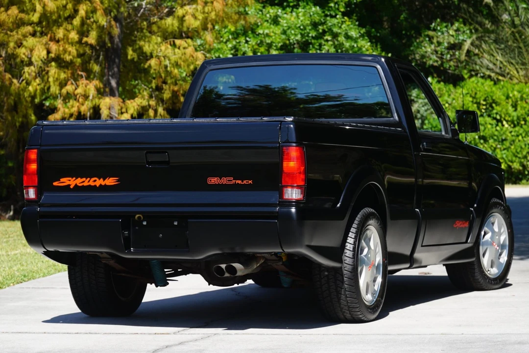 1991 GMC Syclone - Image 11 of 31