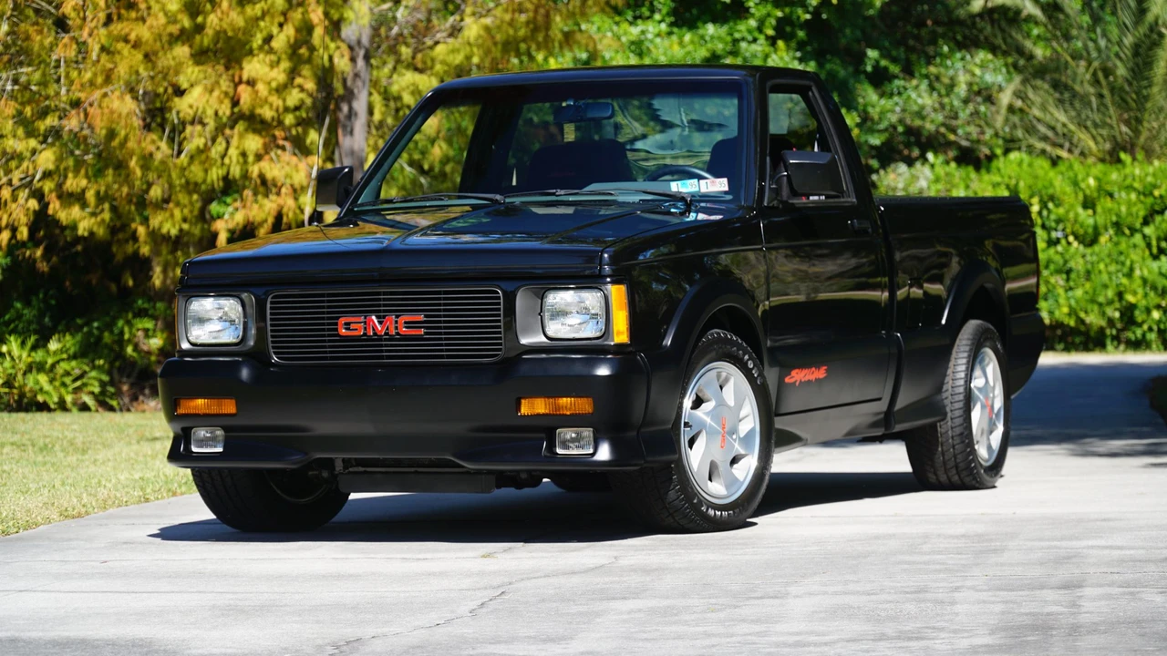 1991 GMC Syclone - Image 2 of 31