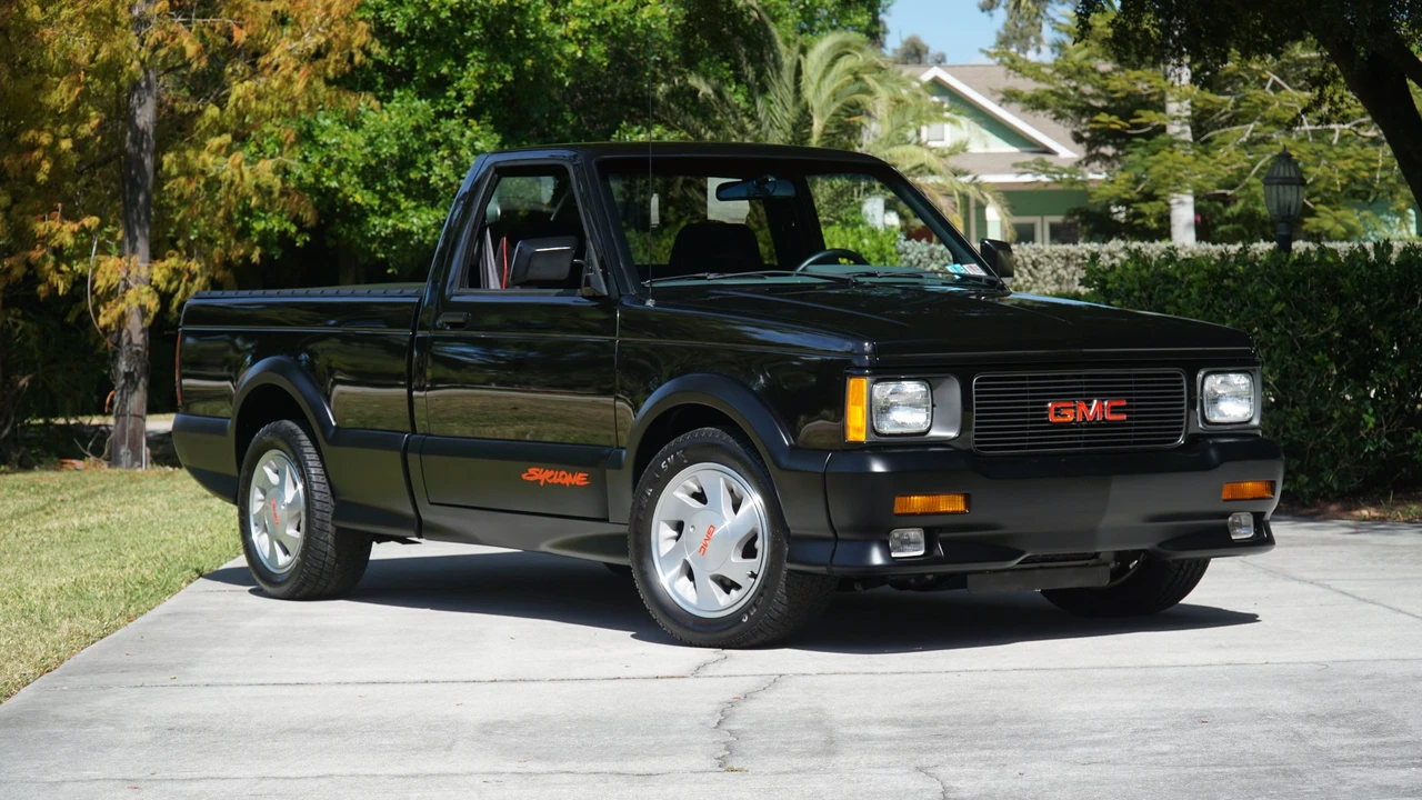 1991 GMC Syclone - Image 9 of 31