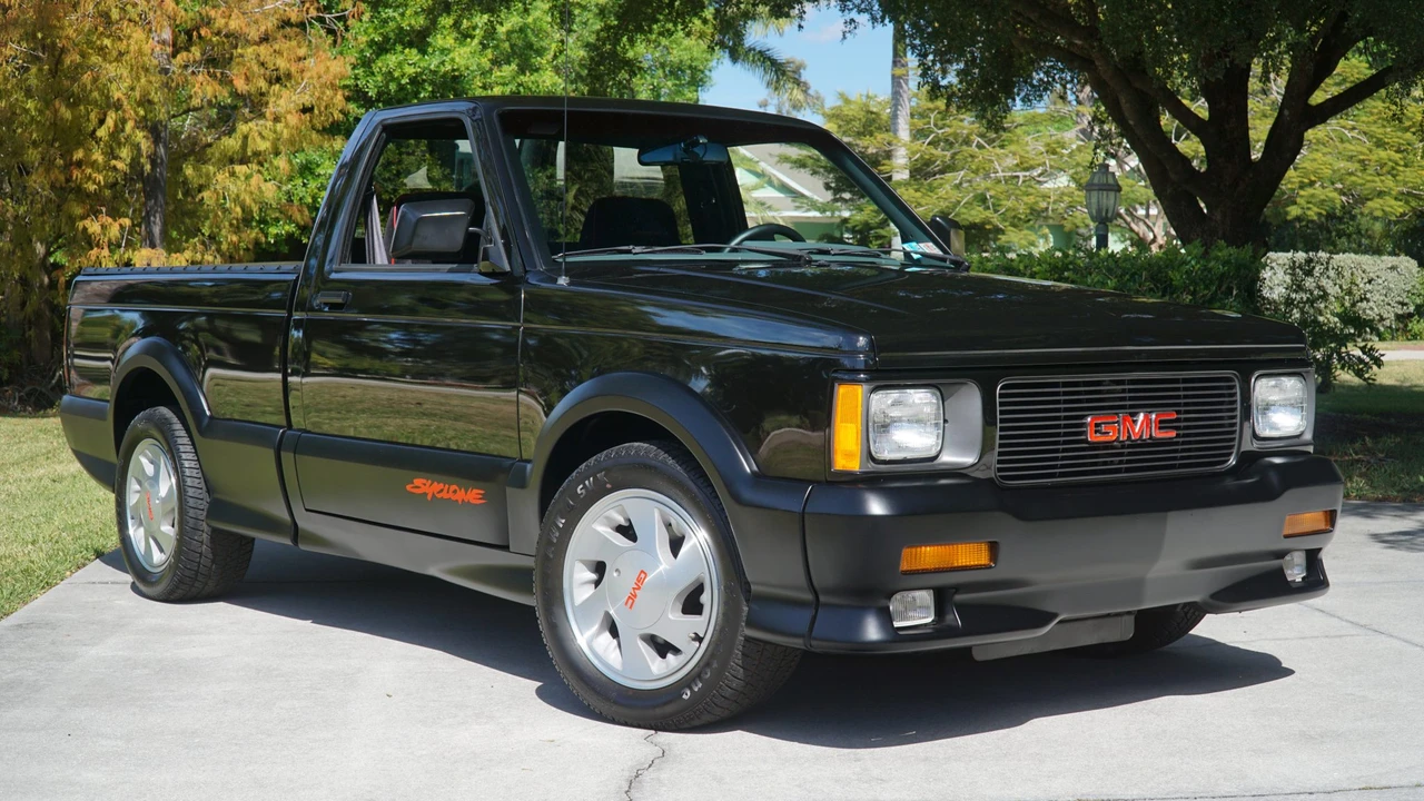 1991 GMC Syclone - Image 19 of 31