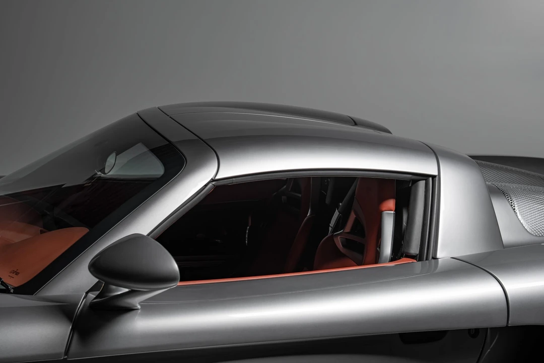 2005 Porsche Carrera GT - Image 21 of 31