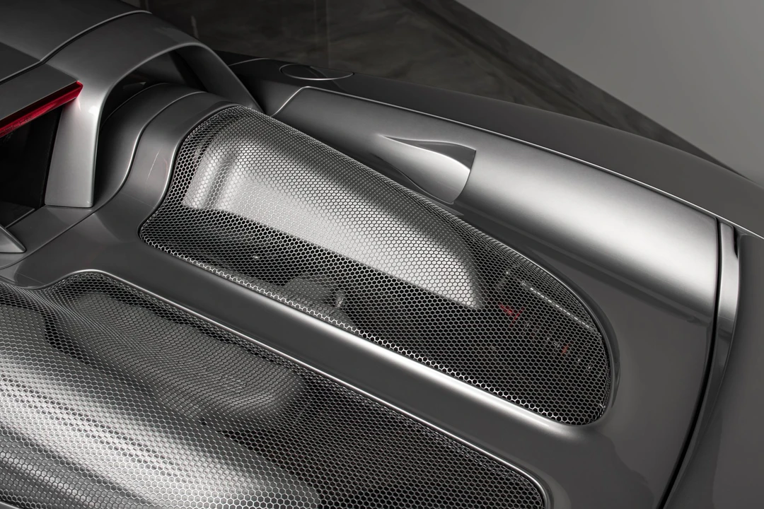 2005 Porsche Carrera GT - Image 23 of 31