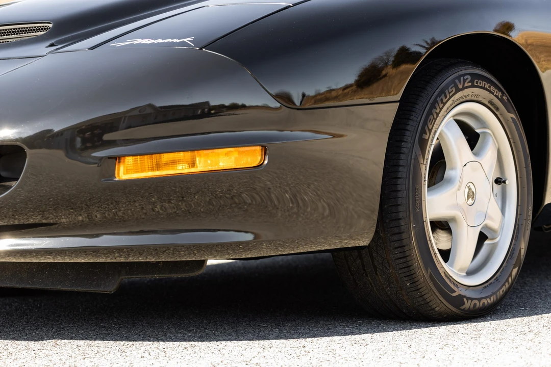 1995 Pontiac Firebird Formula 4th Gen - Image 21 of 31