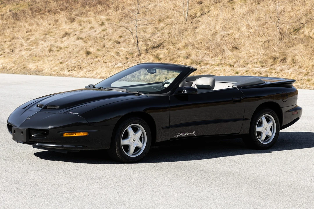 1995 Pontiac Firebird Formula 4th Gen - Image 10 of 31