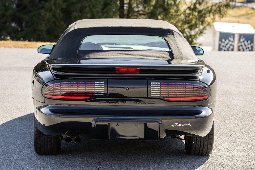 1995 Pontiac Firebird Formula 4th Gen - Image 7 of 31