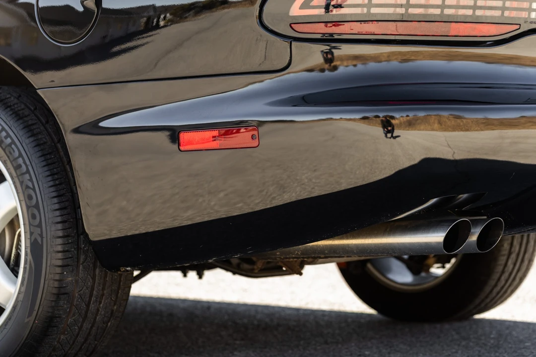 1995 Pontiac Firebird Formula 4th Gen - Image 30 of 31