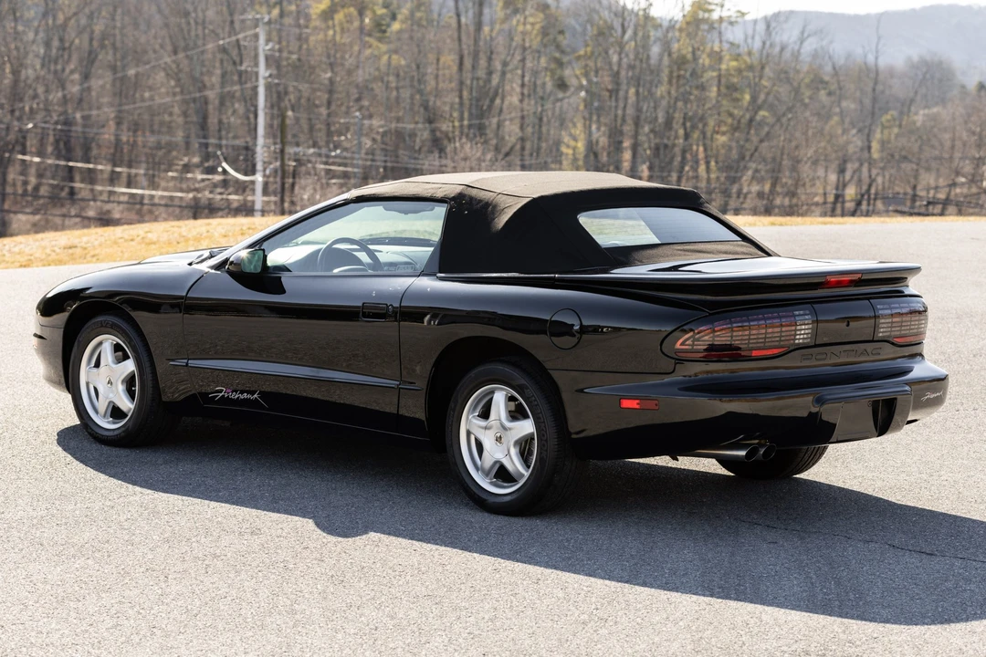 1995 Pontiac Firebird Formula 4th Gen - Image 8 of 31