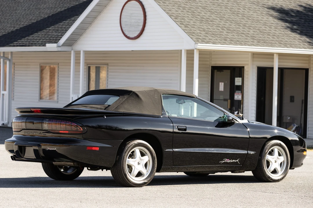 1995 Pontiac Firebird Formula 4th Gen - Image 6 of 31