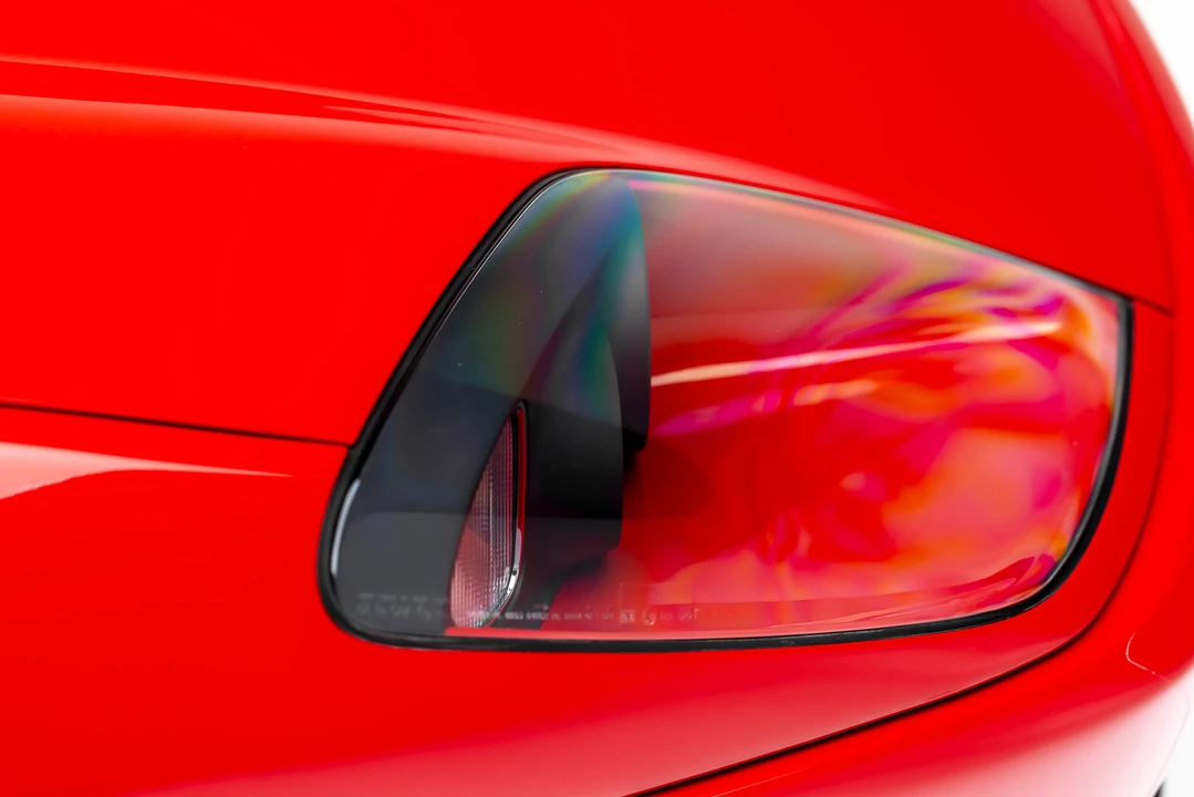 2001 Ferrari 550 Maranello - Image 27 of 31