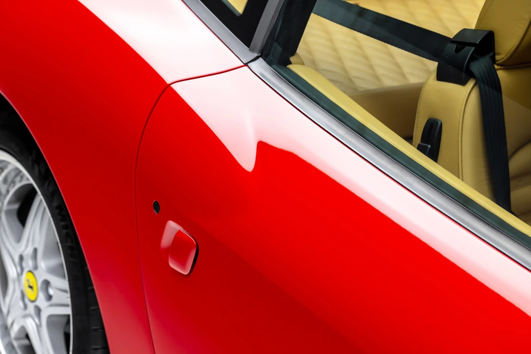 2001 Ferrari 550 Maranello - Image 29 of 31