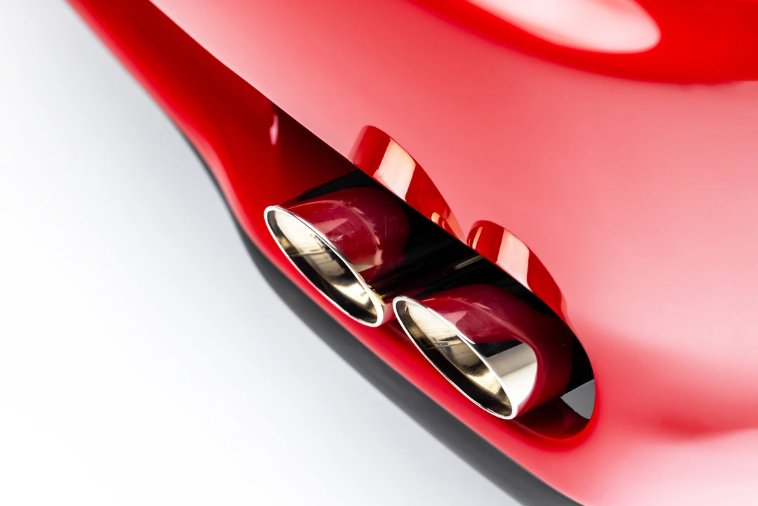 2001 Ferrari 550 Maranello - Image 31 of 31