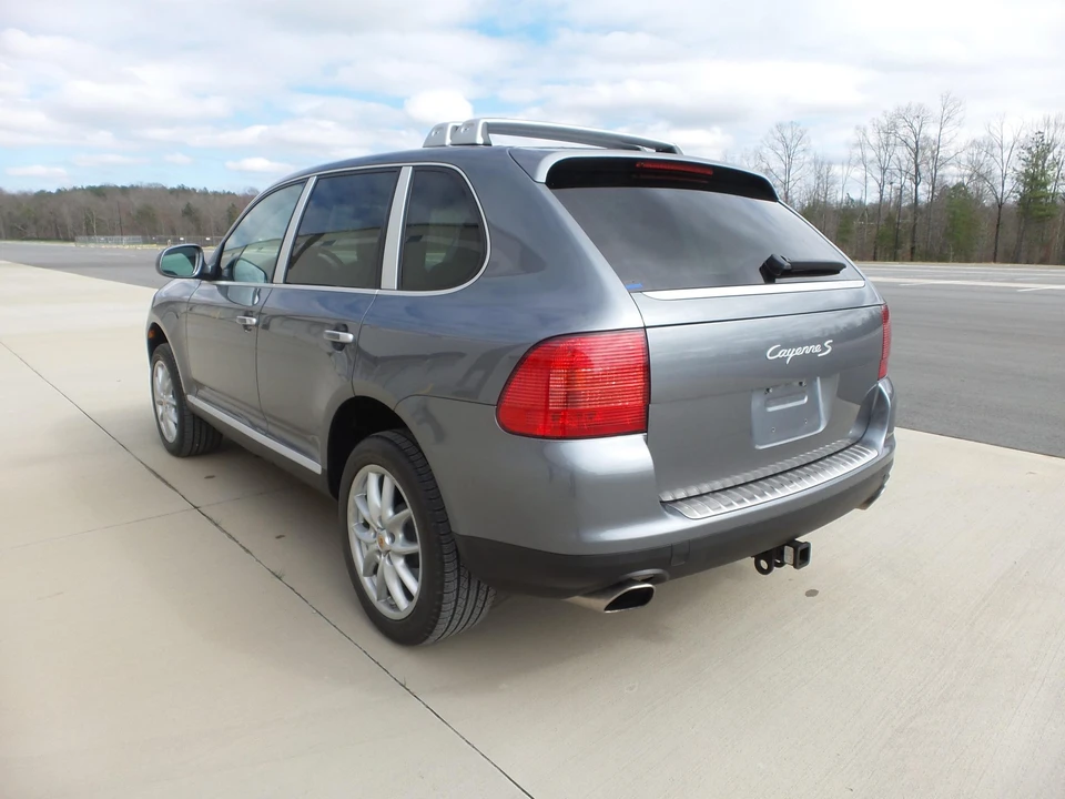 2004 Porsche 955/957 Cayenne S - Image 14 of 31
