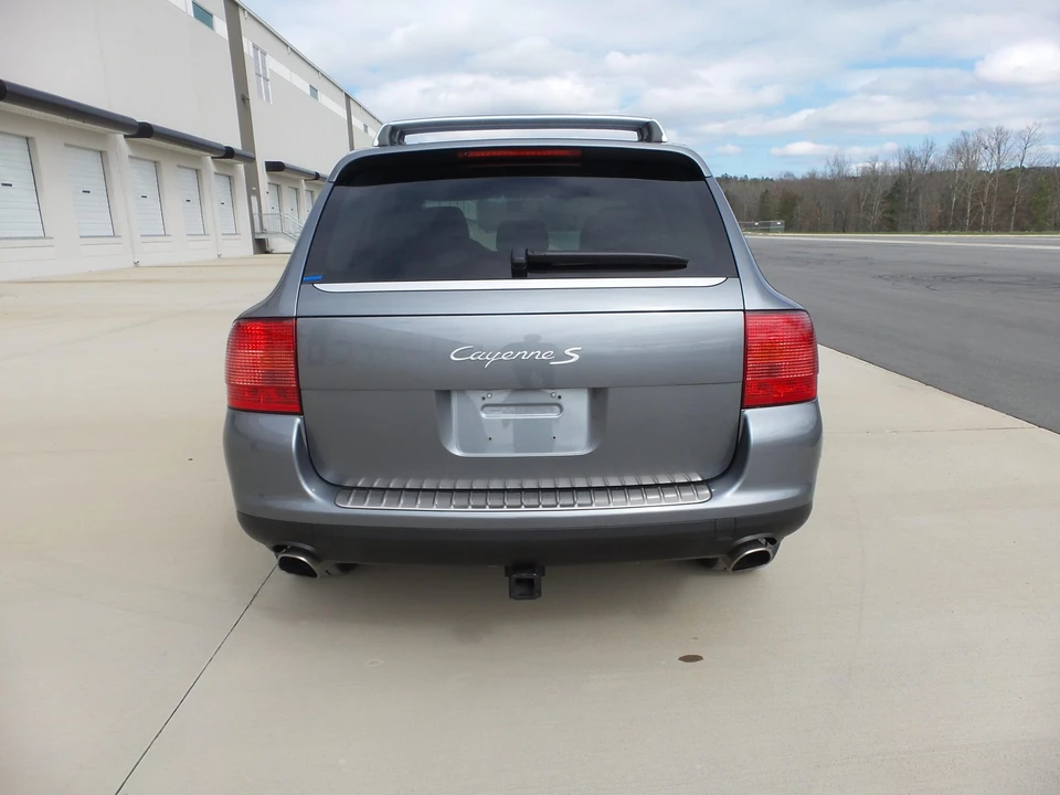 2004 Porsche 955/957 Cayenne S - Image 13 of 31