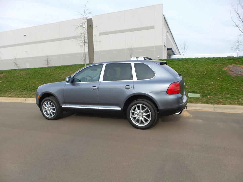 2004 Porsche 955/957 Cayenne S - Image 15 of 31