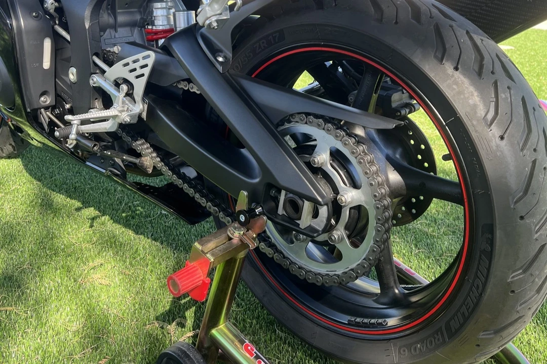 2005 Yamaha YZF - Image 6 of 7
