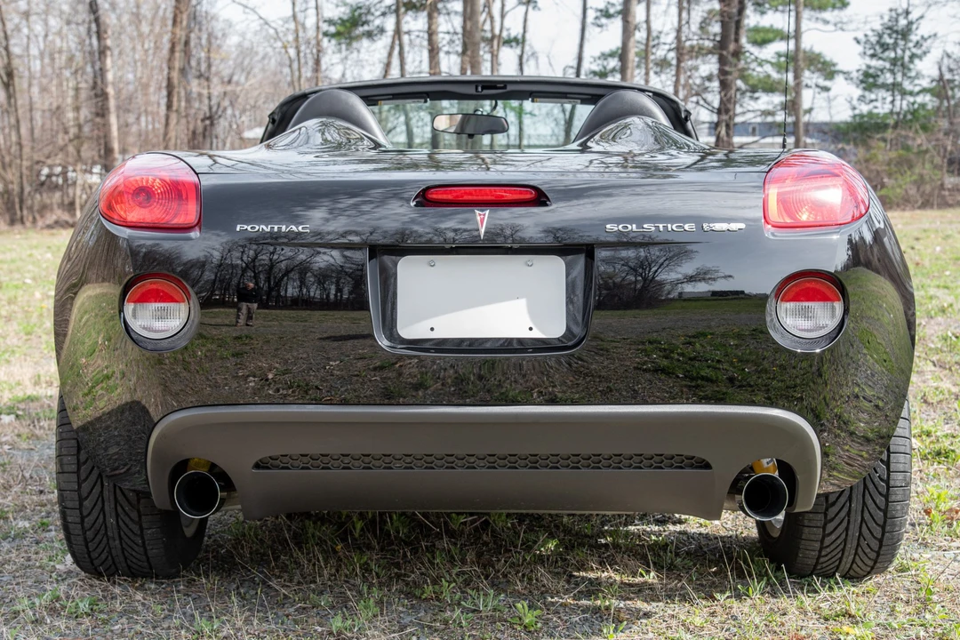 2007 Pontiac Solstice GXP - Image 11 of 31