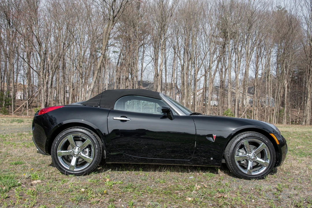 2007 Pontiac Solstice GXP - Image 21 of 31