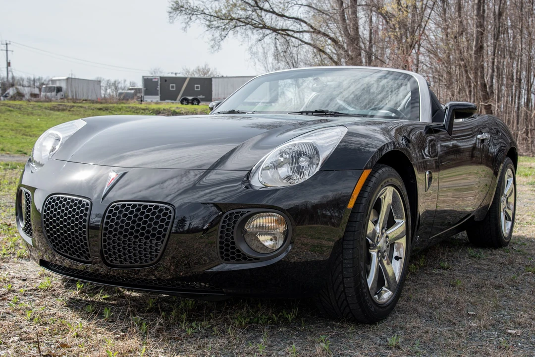 2007 Pontiac Solstice GXP - Image 3 of 31