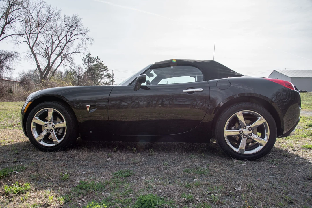 2007 Pontiac Solstice GXP - Image 26 of 31