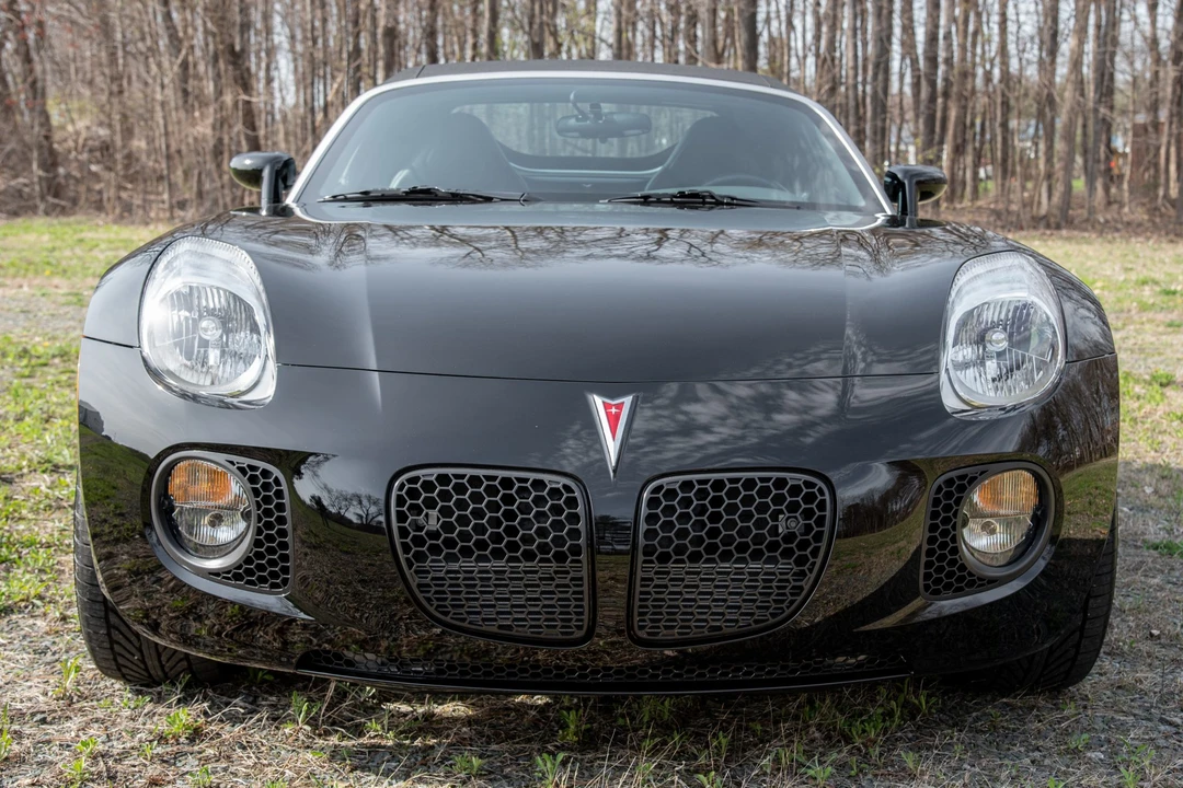 2007 Pontiac Solstice GXP - Image 16 of 31