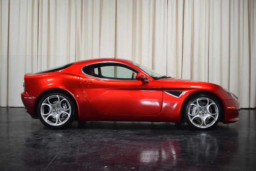 2008 Alfa Romeo 8C Competizione - Image 7 of 31