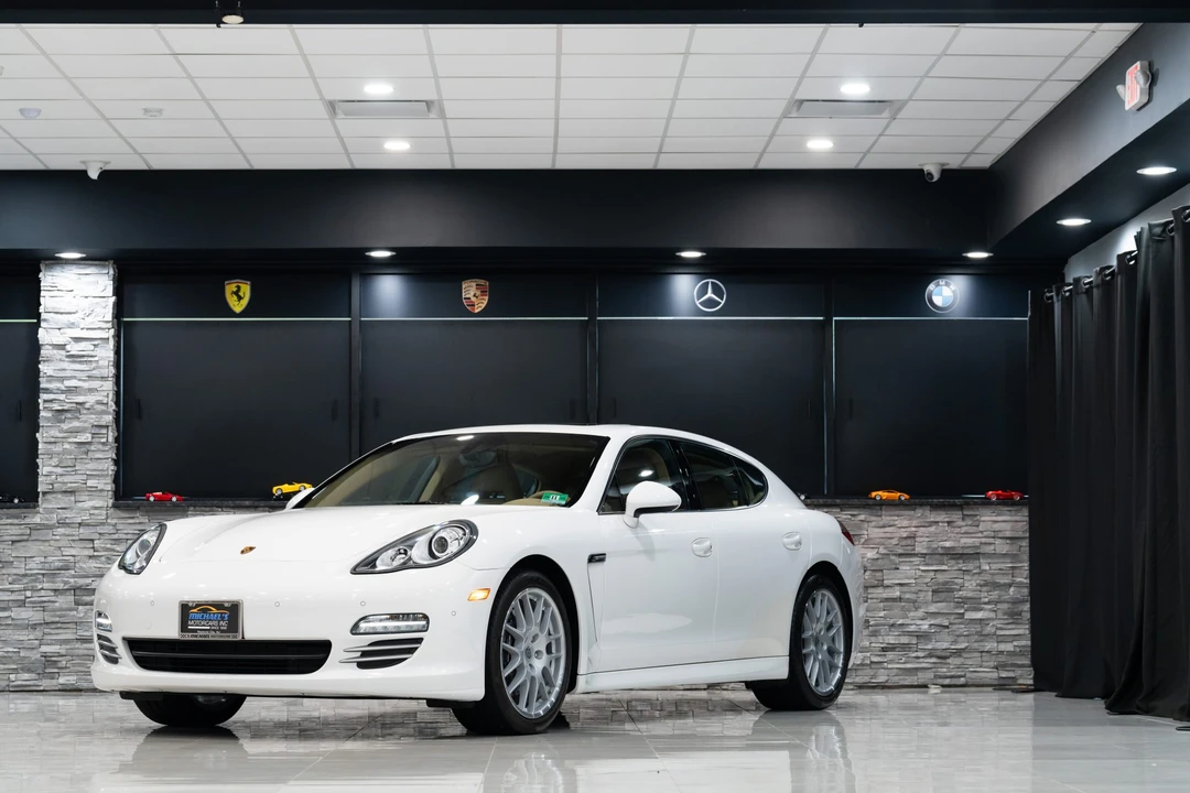 2011 Porsche 970 Panamera - Image 5 of 31
