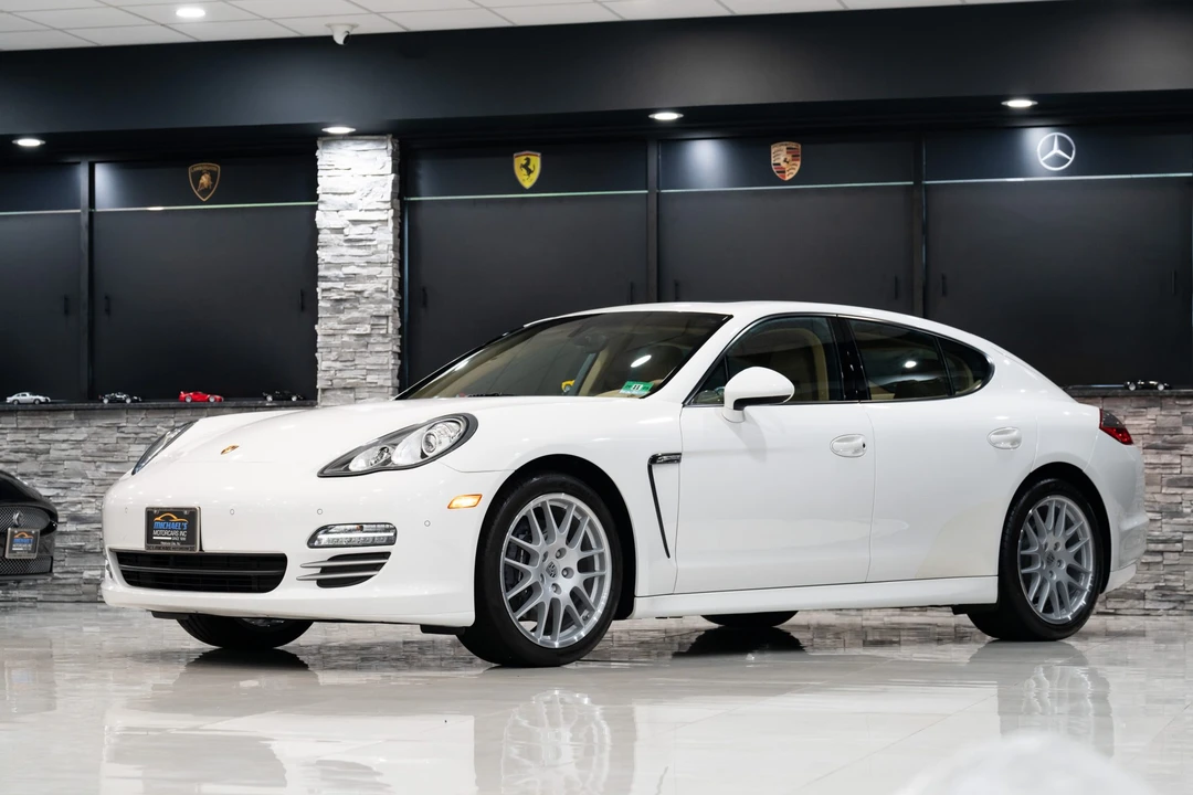 2011 Porsche 970 Panamera - Image 6 of 31