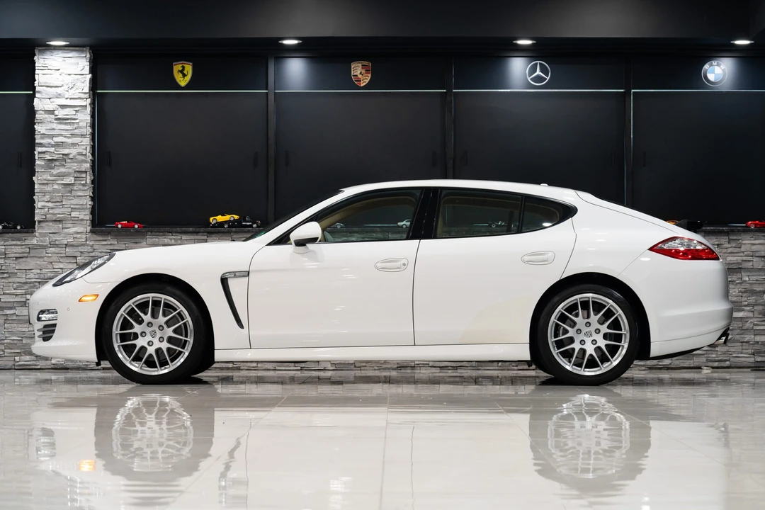 2011 Porsche 970 Panamera - Image 10 of 31