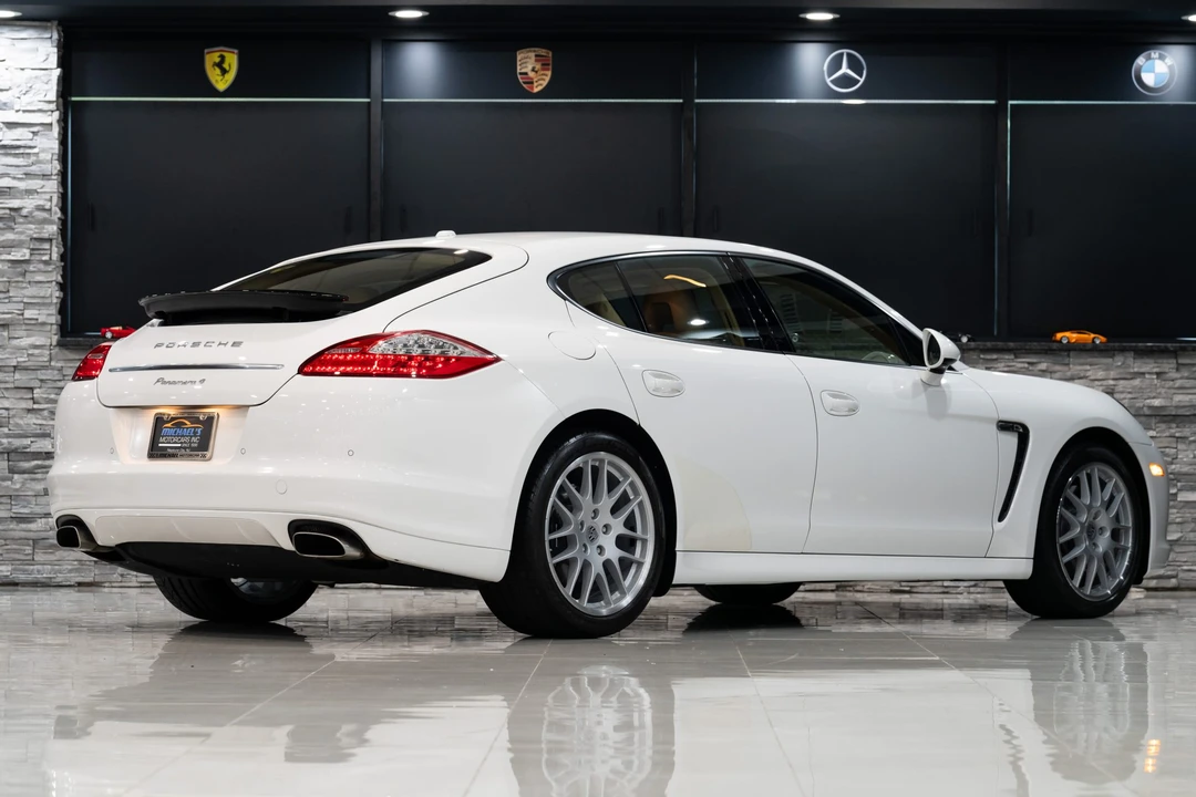 2011 Porsche 970 Panamera - Image 26 of 31