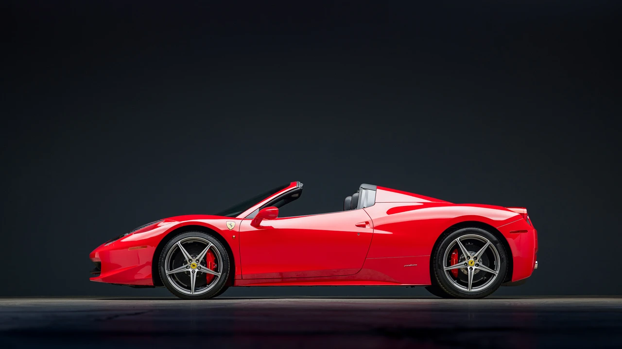 2014 Ferrari 458 Spider - Image 5 of 31