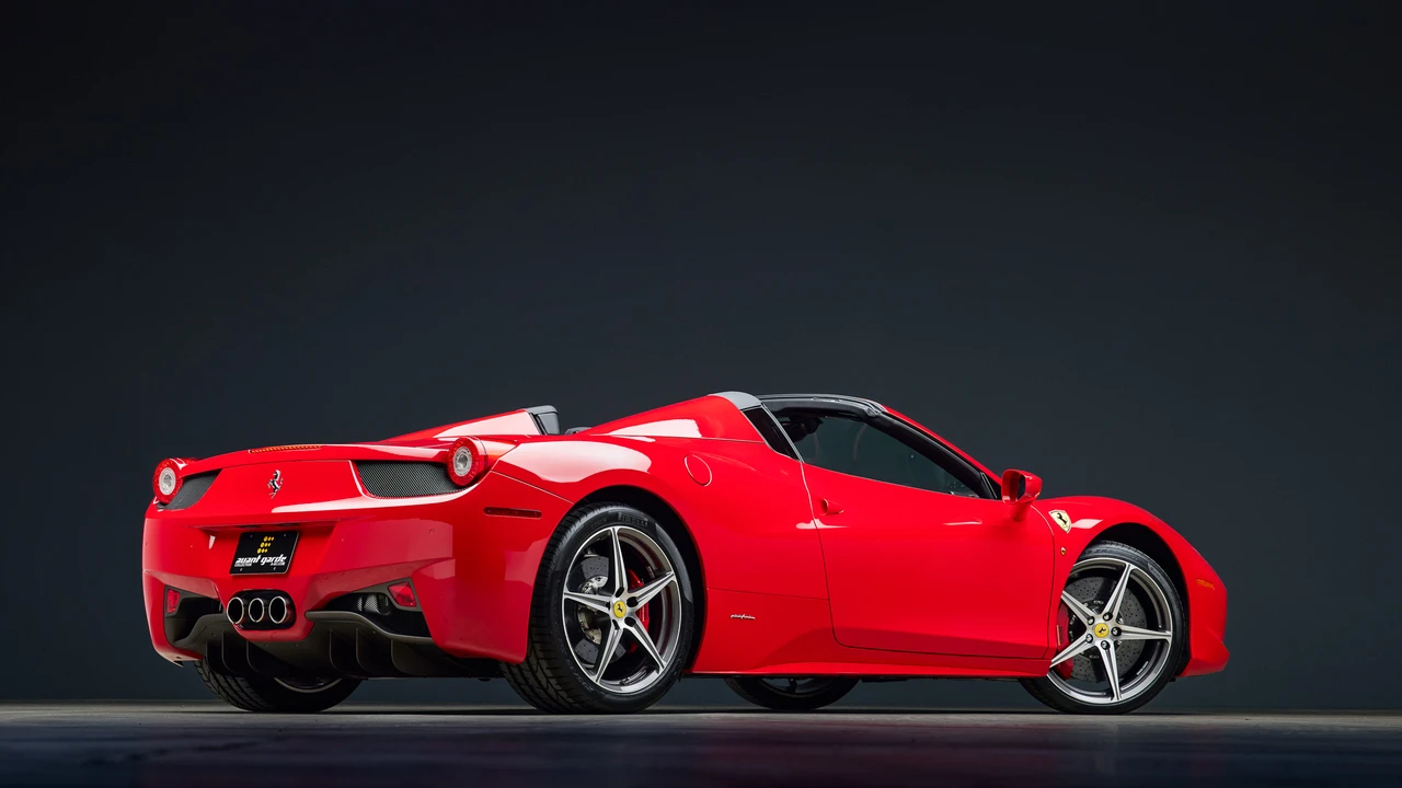 2014 Ferrari 458 Spider - Image 11 of 31