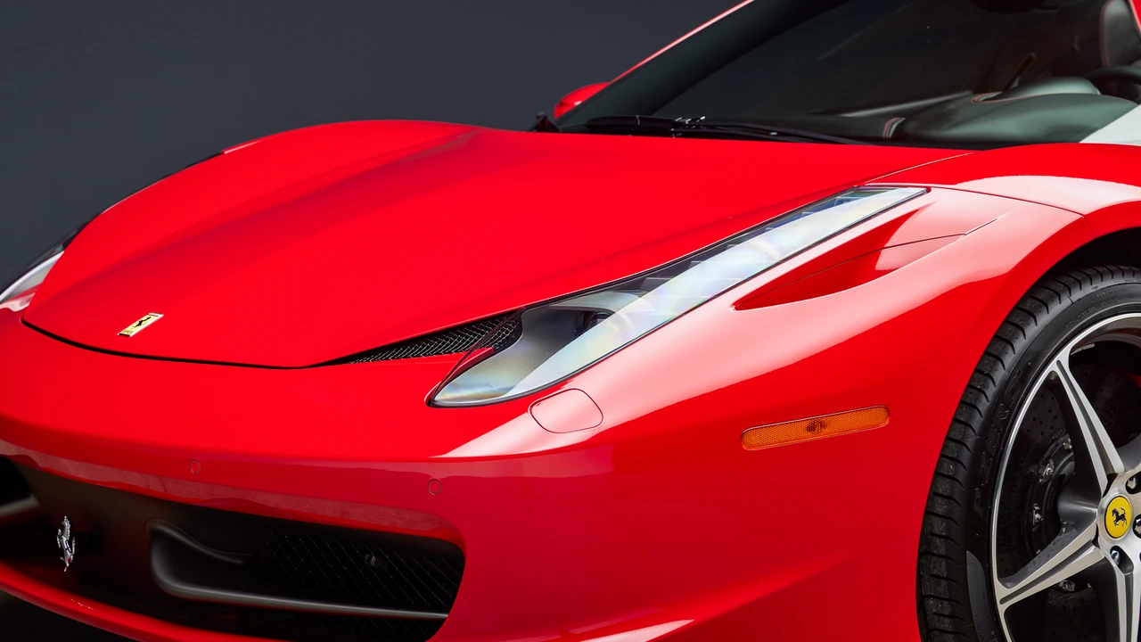 2014 Ferrari 458 Spider - Image 27 of 31