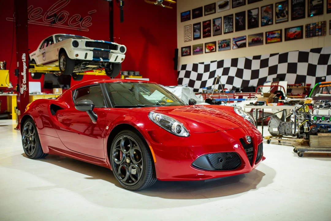 2015 Alfa Romeo 4C Coupe - Image 20 of 31