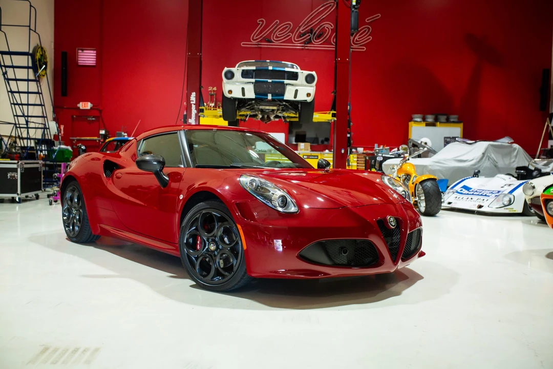 2015 Alfa Romeo 4C Coupe - Image 18 of 31