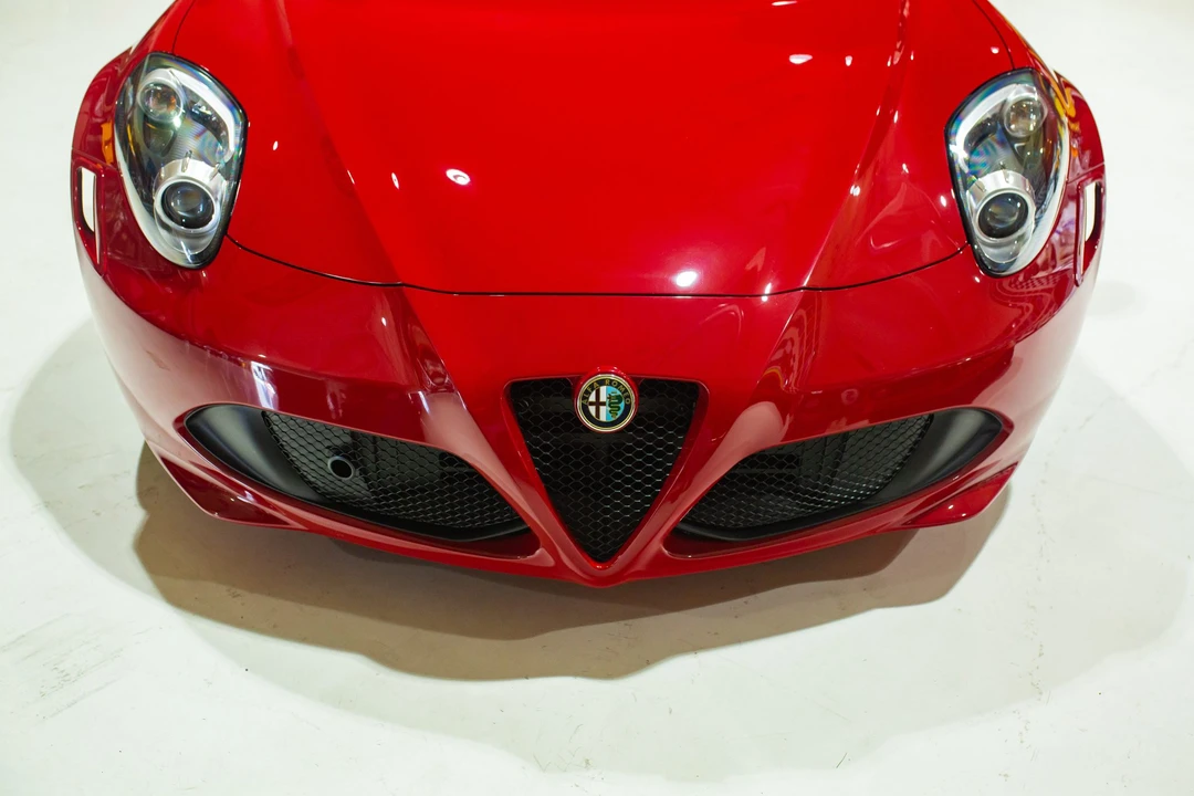 2015 Alfa Romeo 4C Coupe - Image 25 of 31