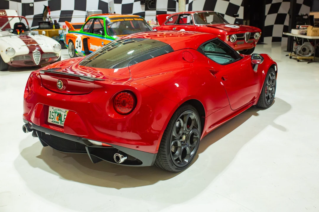 2015 Alfa Romeo 4C Coupe - Image 13 of 31