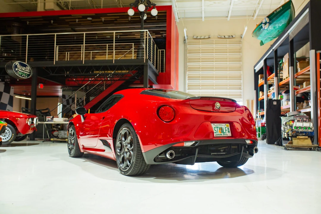 2015 Alfa Romeo 4C Coupe - Image 10 of 31