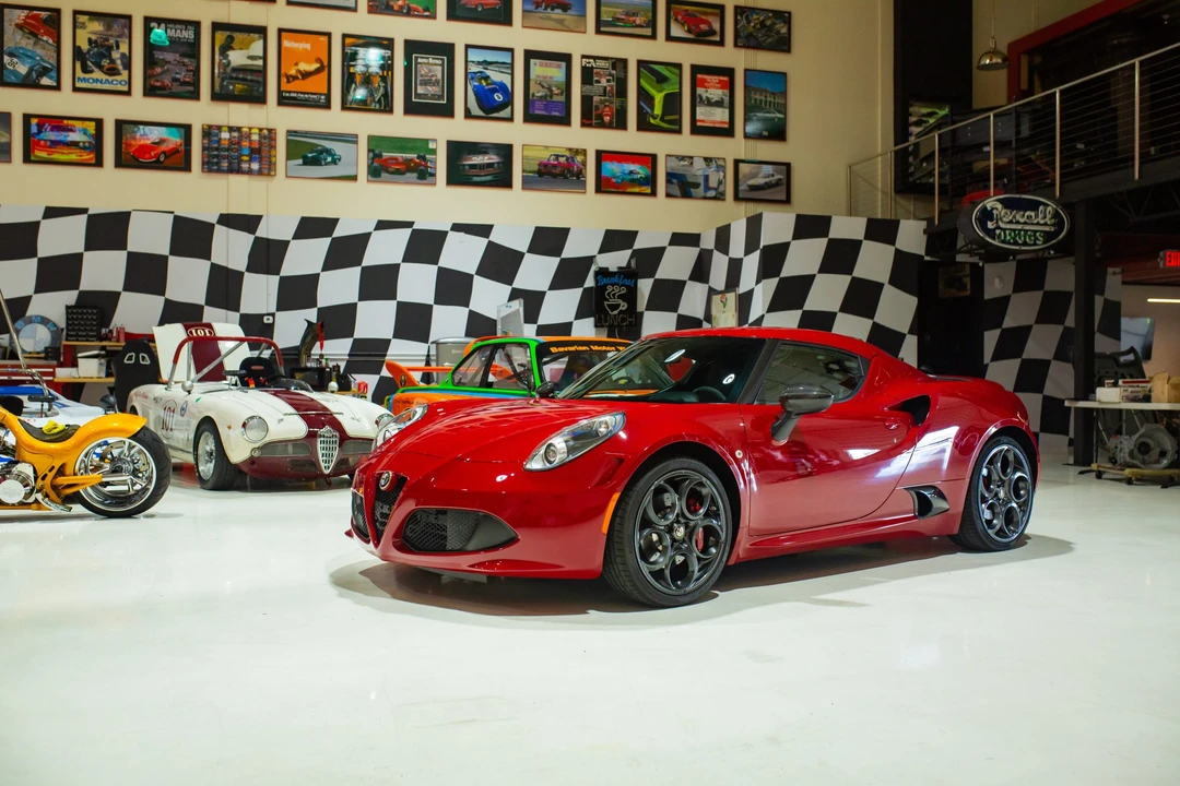 2015 Alfa Romeo 4C Coupe - Image 2 of 31